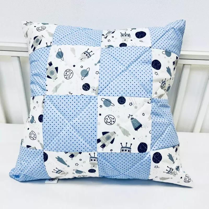 Poszewka na poduszkę patchwork 40×40 Magic Space blue