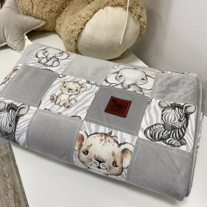 Kołderka patchwork 95×137 Safari grey