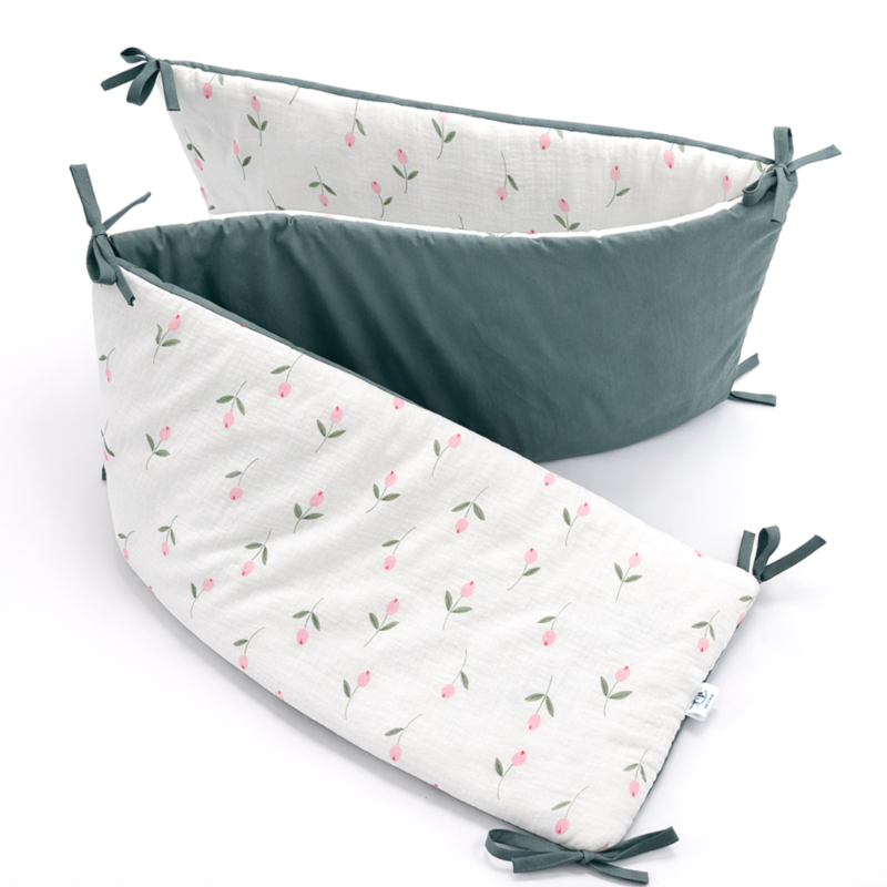 Ochraniacz muślinowy do łóżeczka Tiny Tulips sage