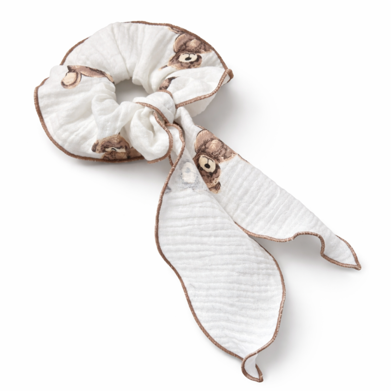Muślinowa gumka scrunchie Sweet Teddy – naturalna bawełna ze wstążką